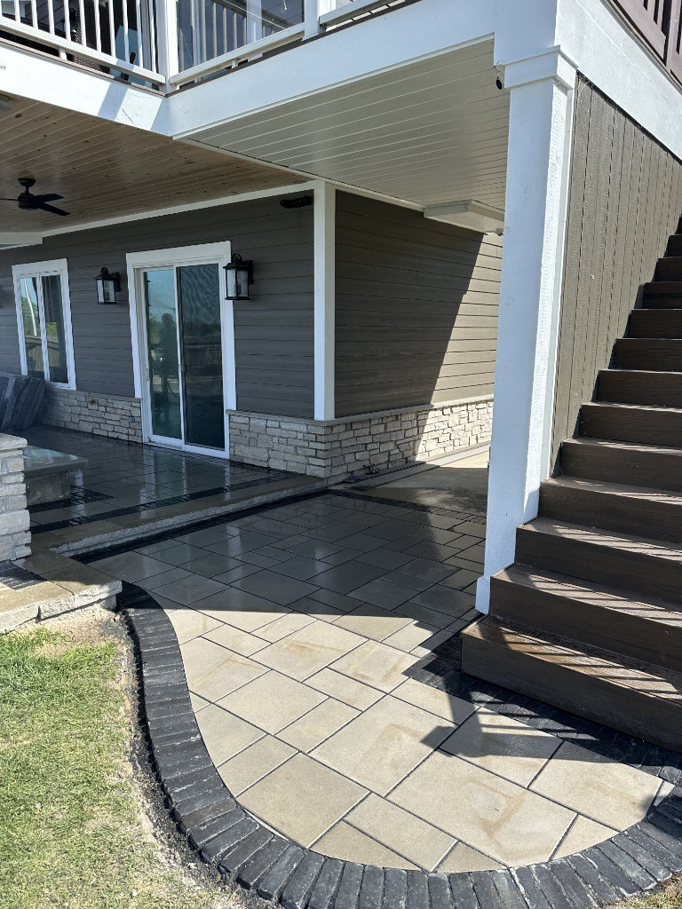 Greener Grounds Lanscape brick patio and walkway.